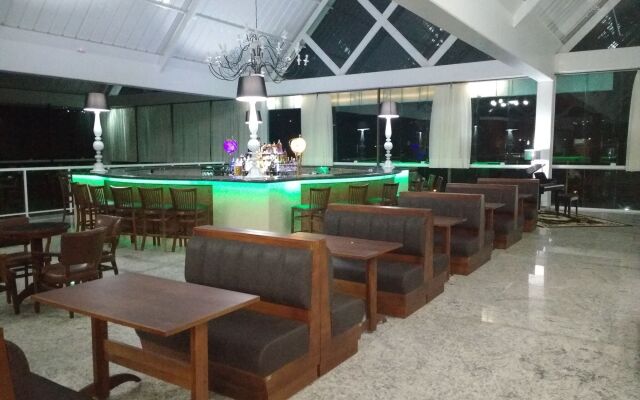 Hotel Dan Inn Campos do Jordão