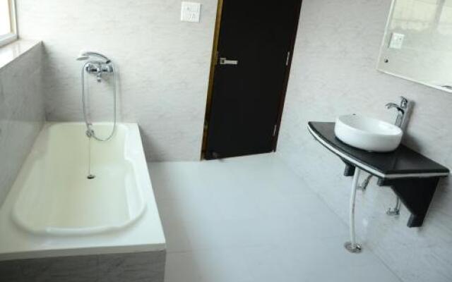 Hotel Om Palace Ajmer Road