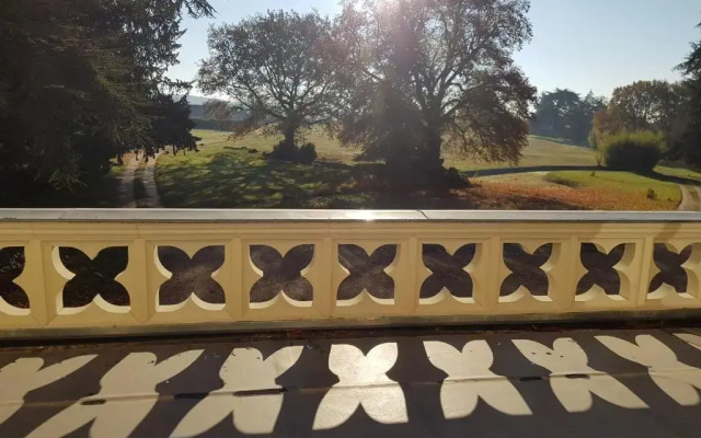 Château de Salvert - Appartement & Chambre d'Hôtes