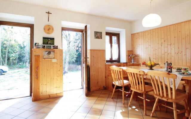 Wooden chalet in Pieve Tesino with garden