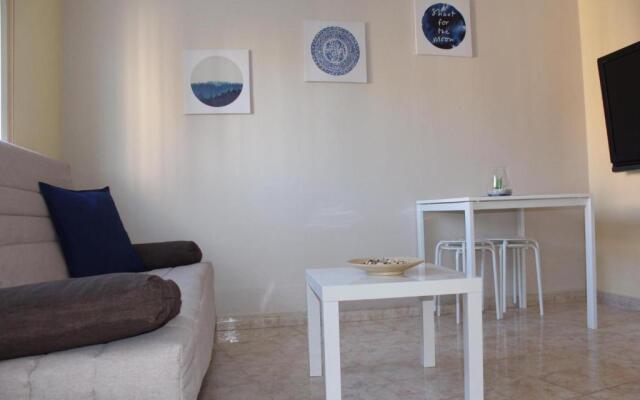 Nice and New Studio with balcony close to the city