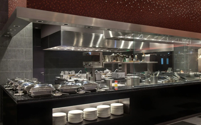 Pullman Miri Waterfront