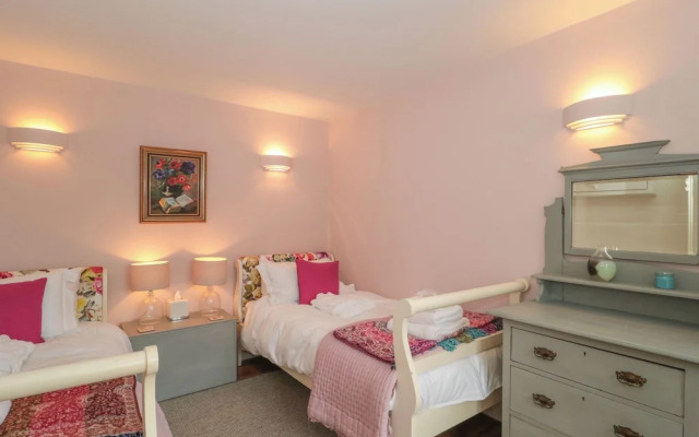 Pomme Blushe House