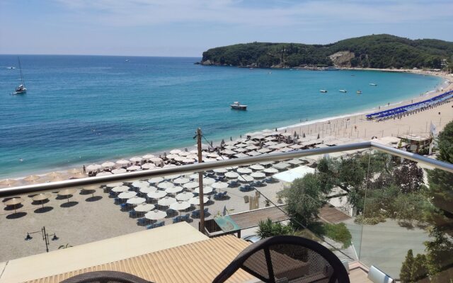 Ionion Beach Resort