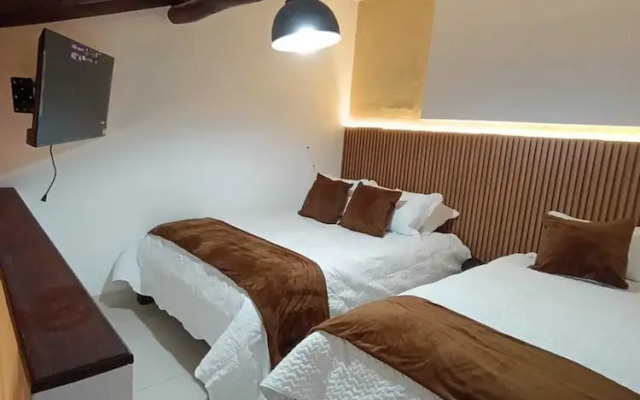 Hotel La Toscana Hostel