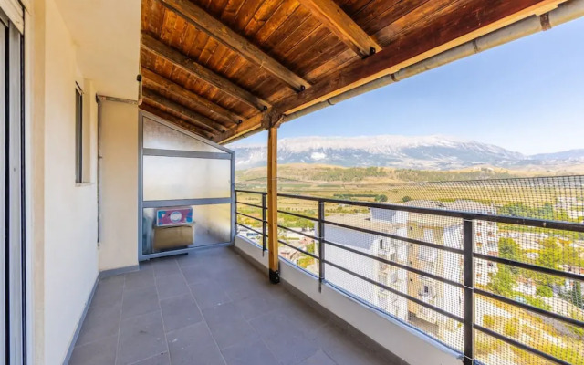 Hillside Apartment Gjirokast r 2