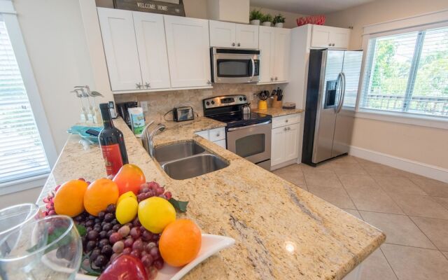 Beach Isle Apartment 2