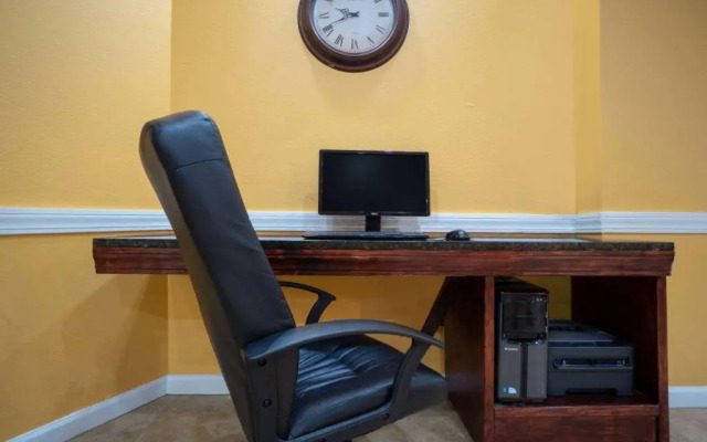 Super 8 - Harrison OH