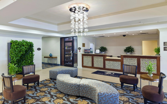 DoubleTree by Hilton Mahwah