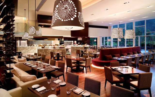 Hyatt Regency Hong Kong, Sha Tin