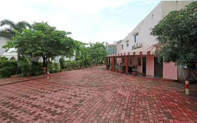 Parampara Garden By OYO Rooms