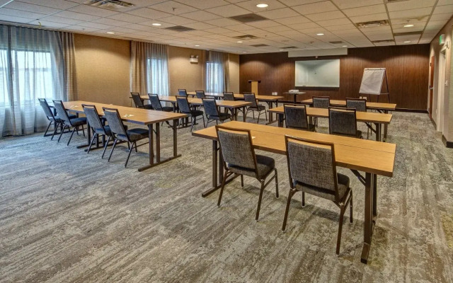 Courtyard by Marriott Lima