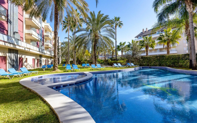 Hotel Daniya Denia