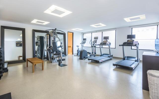 Holiday Inn Express & Suites Bogota Zona Financiera by IHG