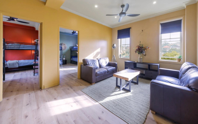 Mad Monkey Coogee Beach Hostel