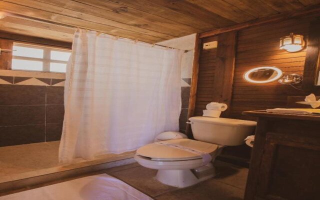 Petit Lafitte Hotel