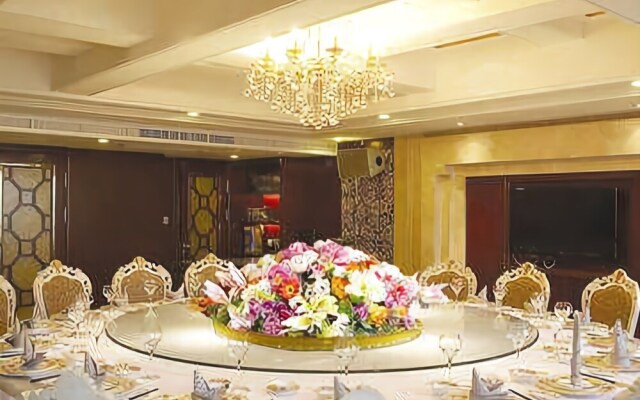 Jinou Hotel