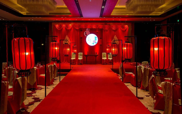Palace Garden Hotel
