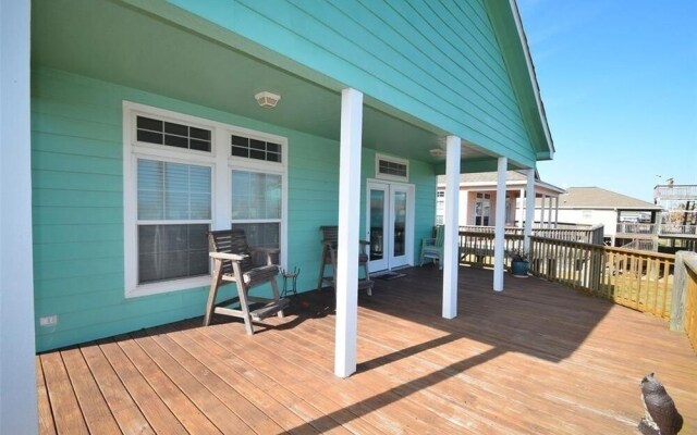 Mermaid Mansion 3 Bedroom Home by Redawning