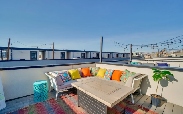Rooftop Deck & Mtn Views: Luxe Denver Home