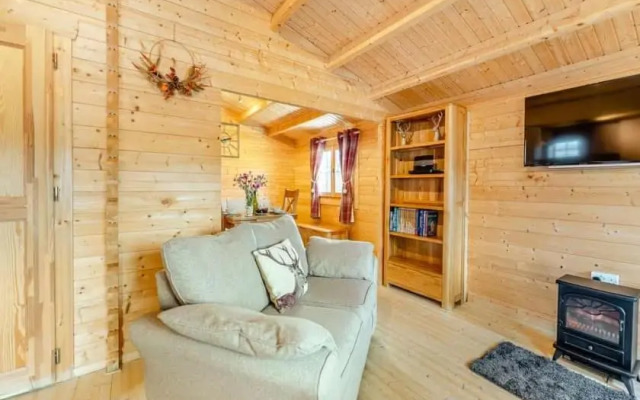 Lochinvar - Clydesdale Log Cabin with Hot Tub