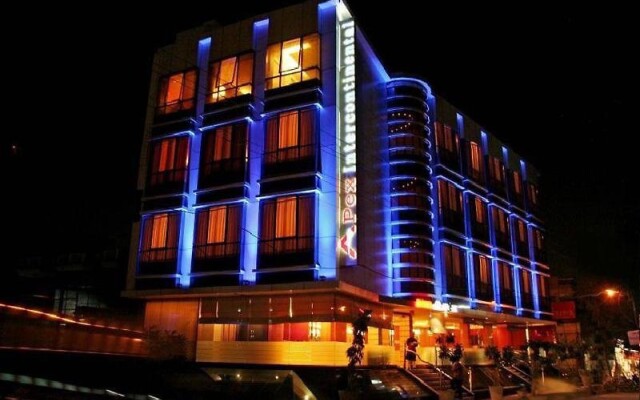 Hotel Apex-Karma Restaurant