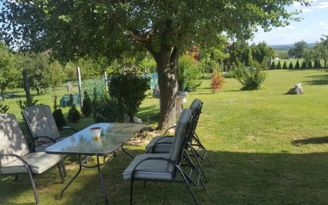 Gyöngyvirág Apartman
