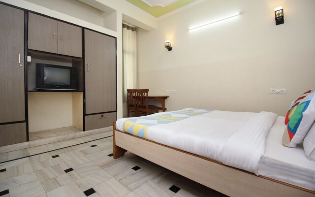 OYO Home 18384 Fabulous Stay