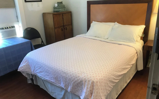 West Broadway guesthouse