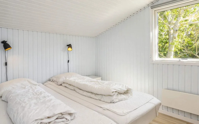 10 Person Holiday Home in Vestervig-by Traum