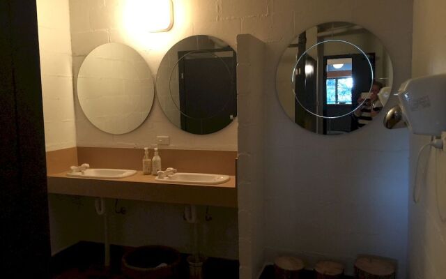 Snowdrift Lodge