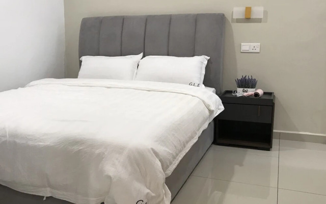 GLE Premier Lodging