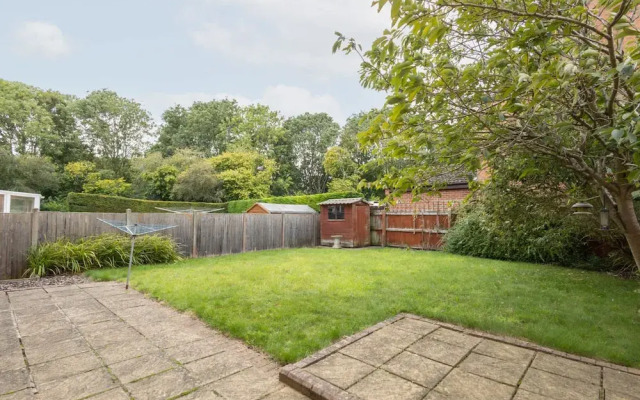 Host Stay Lingwood Park