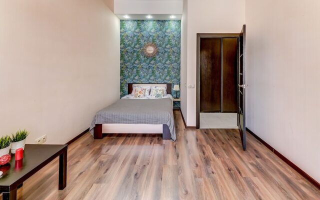 Home4day на ул. Марата