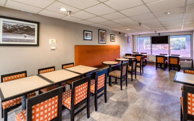 SureStay Plus Hotel by Best Western Durham Medical Center