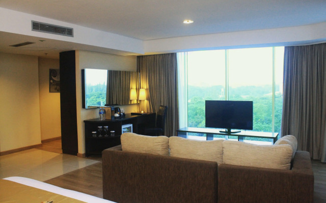 Best Western Premier The Hive