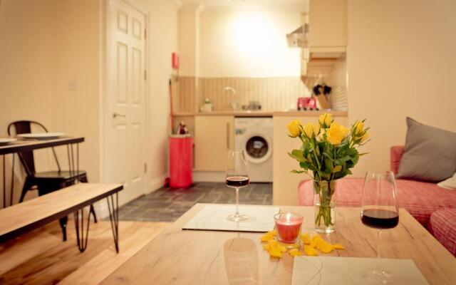Top View 2 Bedroom Apartments Plymouth