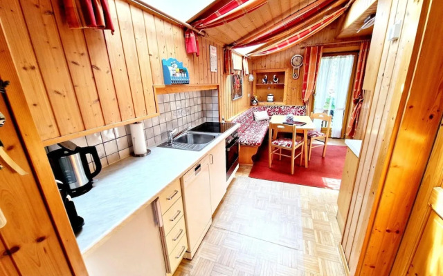 Apartment Near the Gondelbahn With Shared Pool