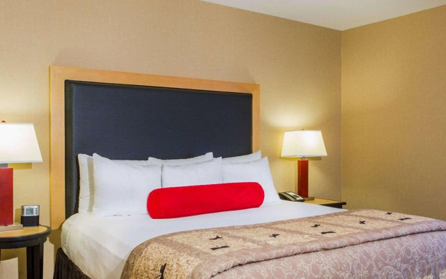 Cambria Hotel Madison East