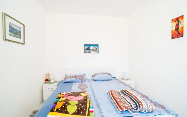 Apartment Kia