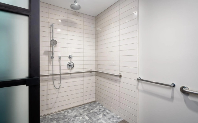 The Windsor Suites