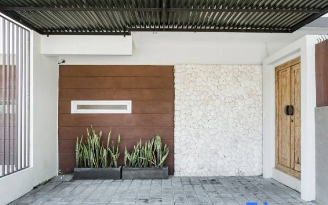 Saka Luxury Villa