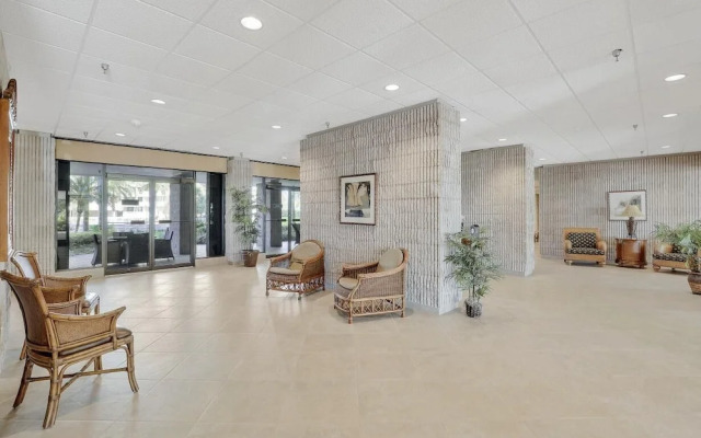 South Seas Tower 3-411