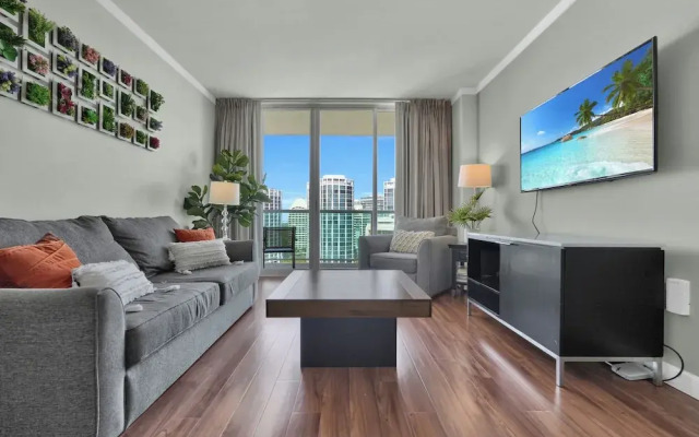 Spectacular Bay View 1bd 2baths in Grove