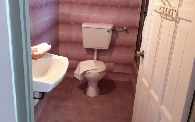 Top Ranking Guesthouse