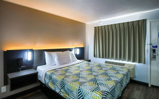 Motel 6 Sacramento, CA - North