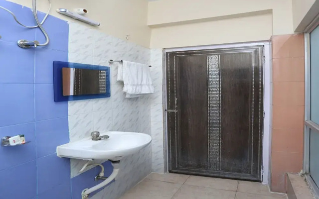 OYO 14632 Himalaya Guest House