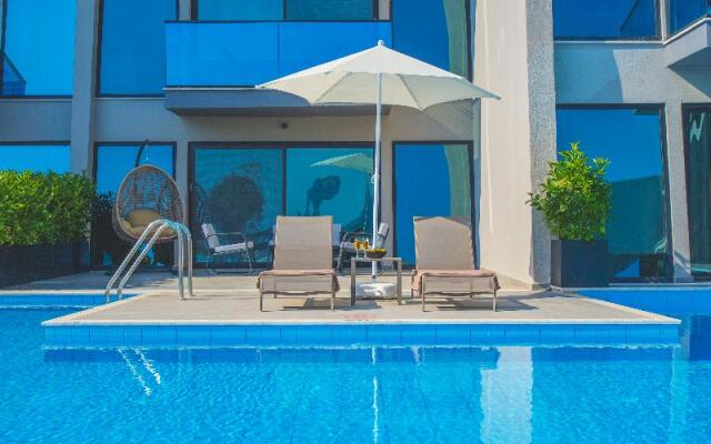 Orka Cove Hotel Penthouse & Suites - Adults Only