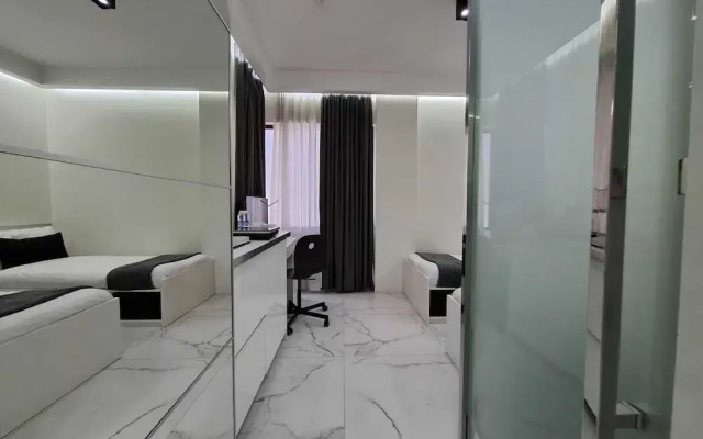 RB 466 Hotel