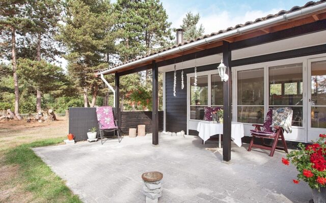 Cozy Holiday Home in Rødby near Sea